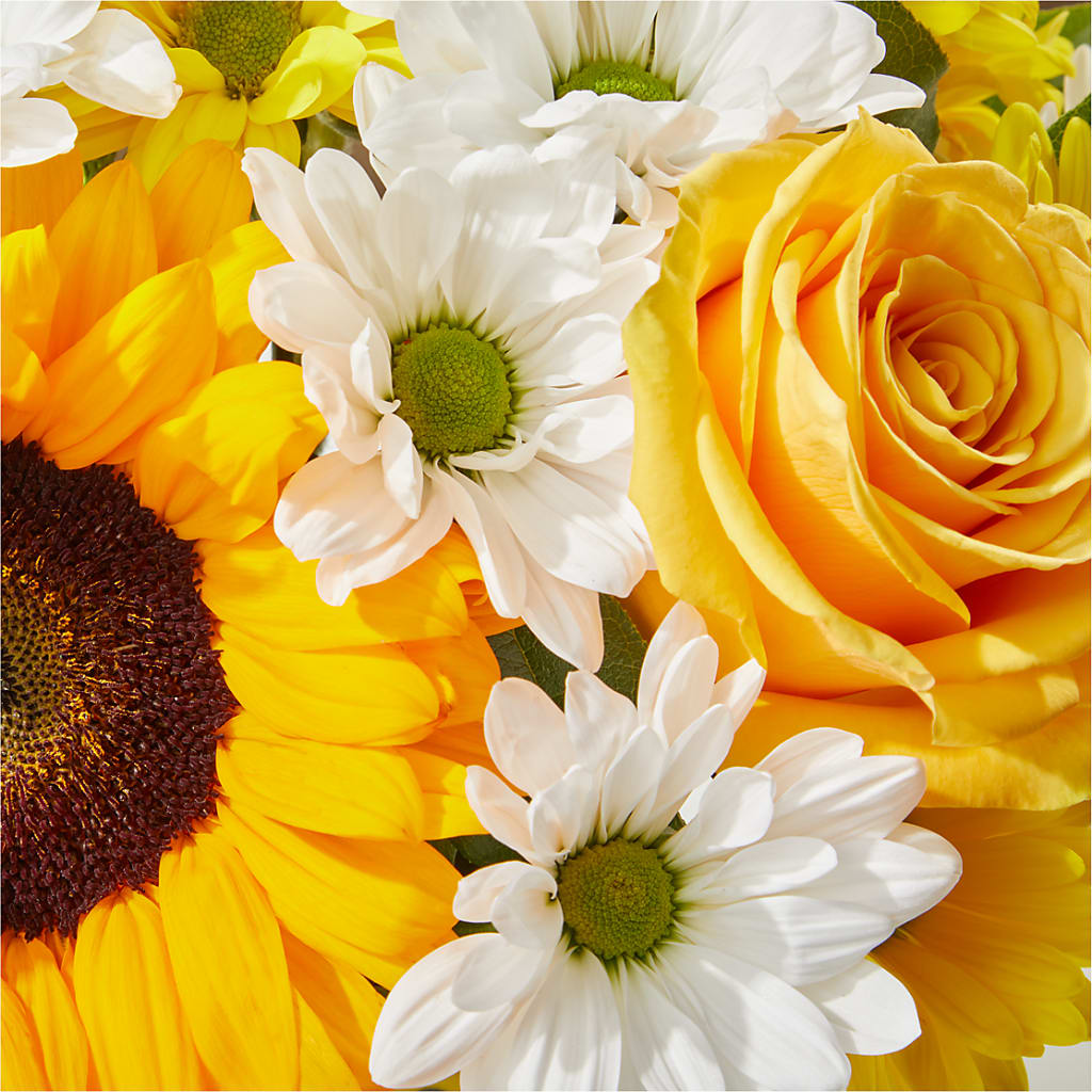 Be Happy Bouquet –  Flowers By Pj Inc, Tuckerton NJ