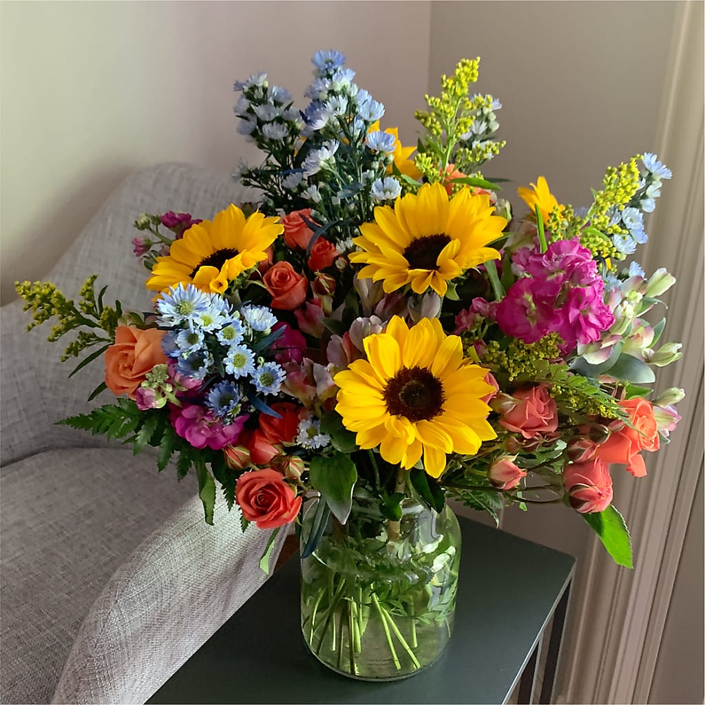 Rays of Life Bouquet –  Flowers By Pj Inc, Tuckerton NJ